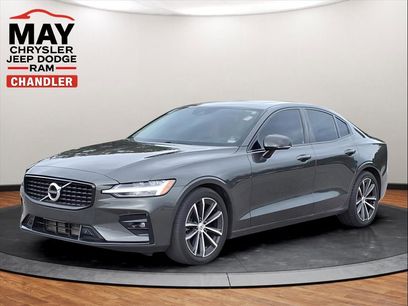 Used 2021 Volvo S60 T5 Momentum