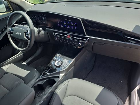 New 2026 Kia Niro Wind FWD image 12
