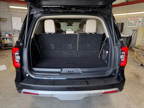 Used 2022 Ford Expedition Limited AWD/4WD image 30