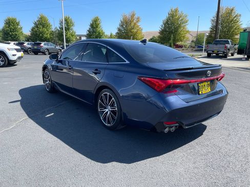 Certified 2019 Toyota Avalon Touring w/ Advanced Safety Package FWD image 5