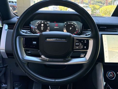 Used 2023 Land Rover Range Rover SE AWD/4WD image 18