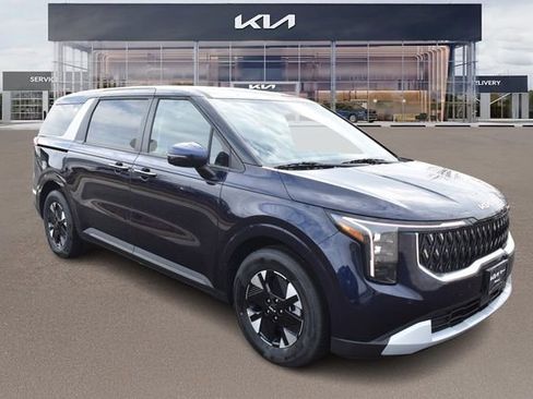 New 2026 Kia Carnival LXS image 1