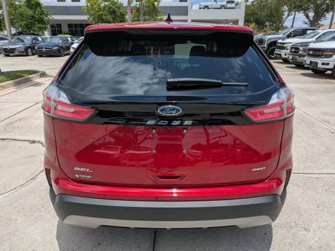 Used 2022 Ford Edge SEL w/ Convenience Package AWD/4WD image 5