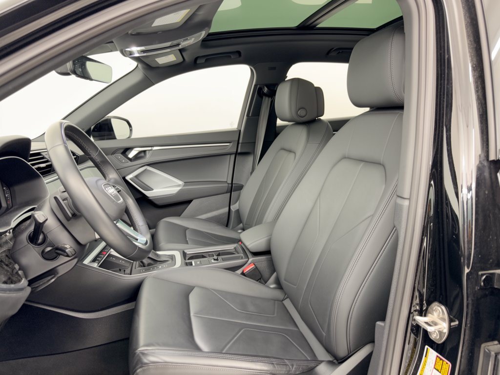 Used 2024 Audi Q3 2.0T Premium AWD/4WD image 5