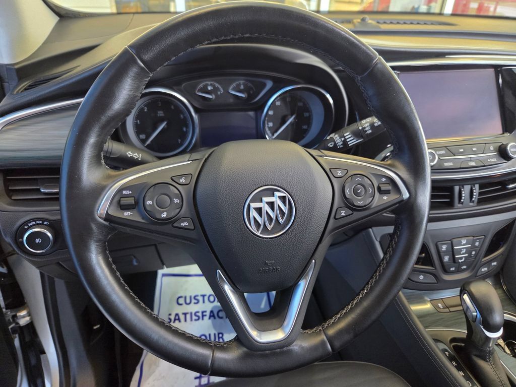 Used 2019 Buick Envision Essence FWD image 37