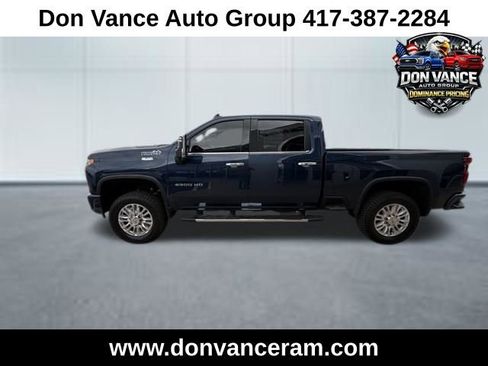 Used 2022 Chevrolet Silverado 2500 High Country w/ Z71 Off-Road Package image 3