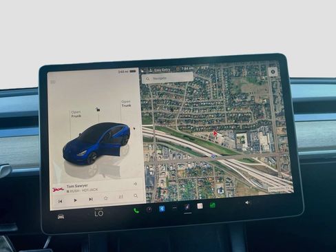 Used 2022 Tesla Model 3 Standard Range RWD image 13