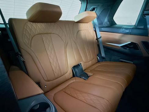 New 2027 BMW X7 M60i AWD/4WD image 29