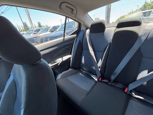 Used 2025 Nissan Versa SV FWD image 37