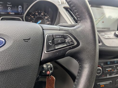 Used 2018 Ford Escape SEL FWD image 21