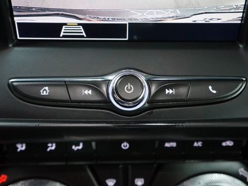 Used 2022 Chevrolet Camaro LT w/ RS Package image 15