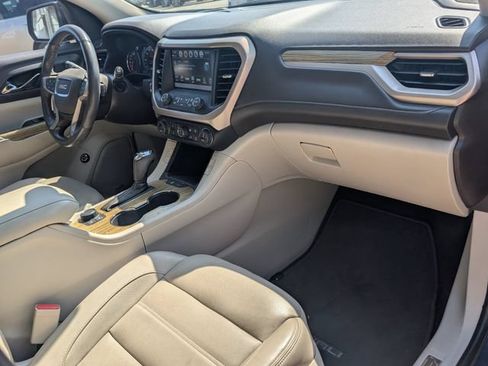 Used 2019 GMC Acadia Denali w/ Technology Package FWD image 26