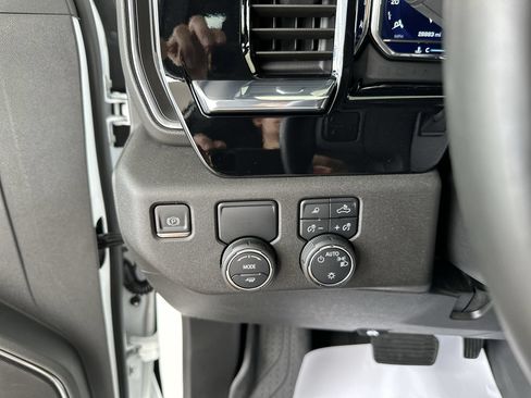 Used 2024 Chevrolet Silverado 1500 LT w/ Safety Package RWD image 18