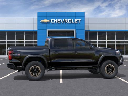 New 2026 Chevrolet Colorado ZR2 w/ Off-Road Front Bumper Package image 5