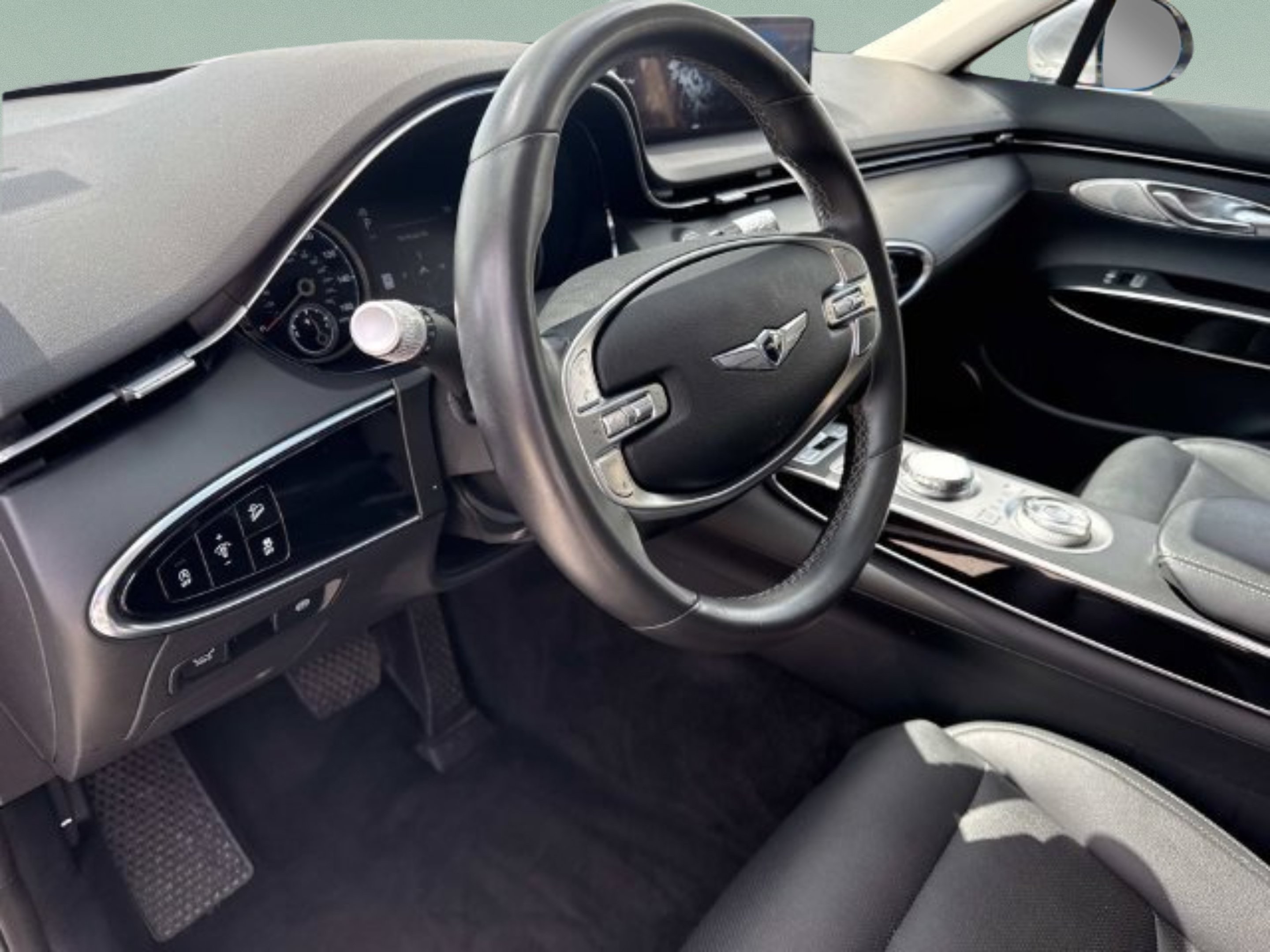 Used 2025 Genesis GV70 2.5T AWD/4WD image 19