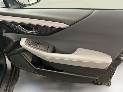 Used 2025 Subaru Outback Premium AWD/4WD image 35
