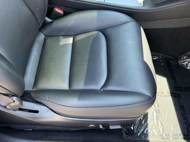 Used 2021 Tesla Model 3 Standard Range Plus RWD image 9