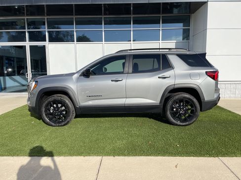 New 2026 GMC Terrain Elevation w/ Black Edition image 4