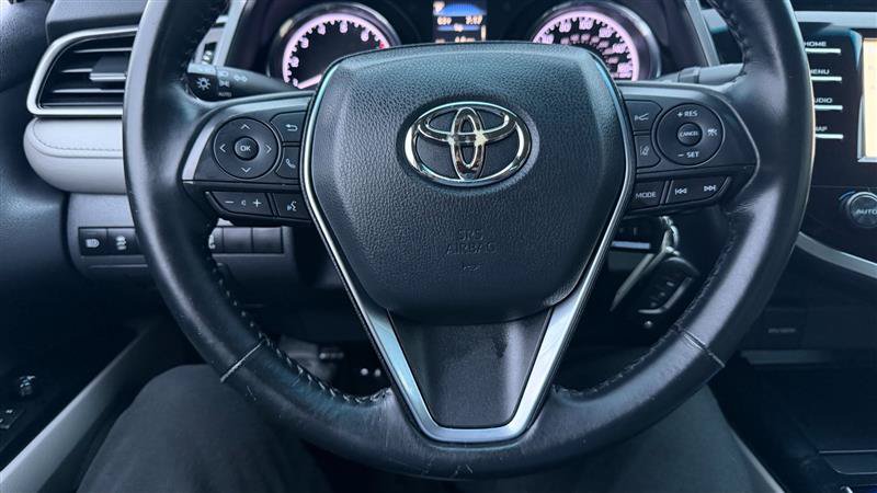 Used 2020 Toyota Camry SE FWD image 29