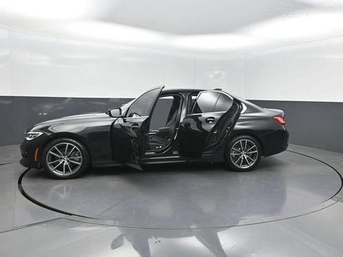 Used 2020 BMW 330i Sedan w/ Premium Package RWD image 43