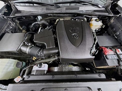 Certified 2020 Toyota Tacoma TRD Off-Road w/ TRD Premium Off Road Package image 31