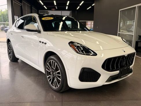 Used 2025 Maserati Grecale GT AWD/4WD image 5