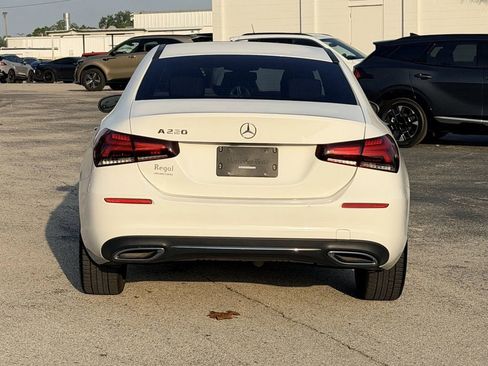 Used 2022 Mercedes-Benz A 220 image 7