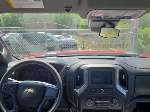 New 2026 Chevrolet Silverado 2500 Custom w/ Z71 Off-Road Package AWD/4WD image 4