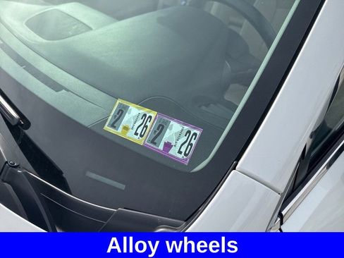 Used 2015 Subaru Legacy 2.5i Premium w/ Moonroof Package image 16