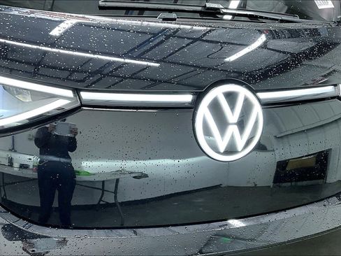 New 2025 Volkswagen ID. Buzz Pro S image 31