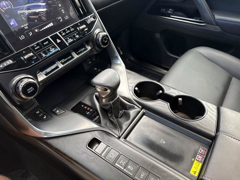 Used 2024 Lexus LX 600 4WD w/ Appearance Package image 27