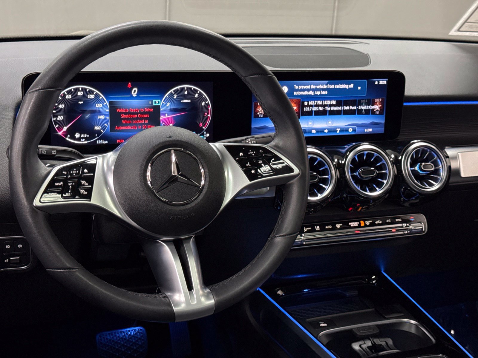 Used 2026 Mercedes-Benz GLB 250 image 25