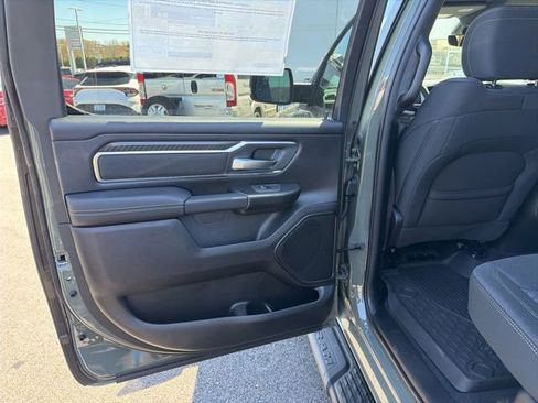 New 2026 RAM 1500 4x4 Crew Cab image 12