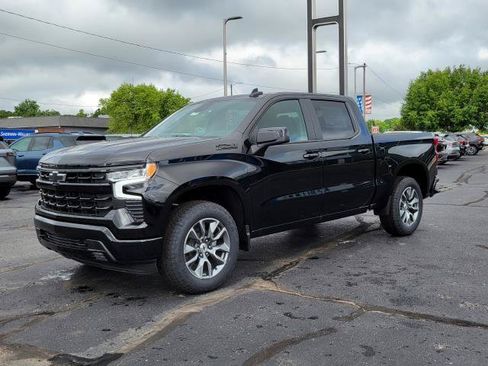 New 2026 Chevrolet Silverado 1500 RST w/ Z71 Off-Road Package AWD/4WD image 5