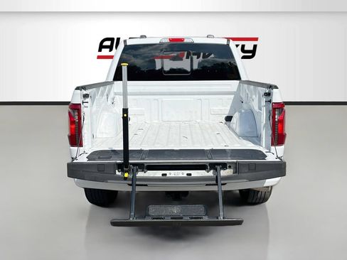 Used 2025 Ford F150 XLT w/ Equipment Group 302A MID RWD image 26
