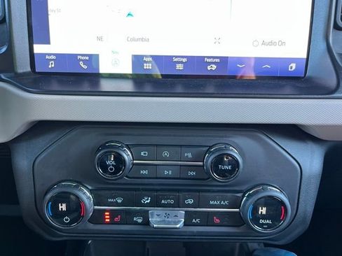 Used 2023 Ford Bronco Wildtrak image 21