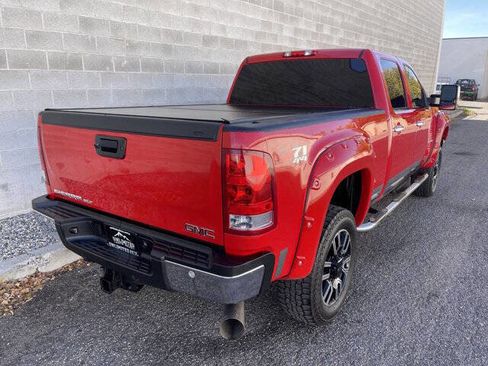 Used 2012 GMC Sierra 2500 SLT w/ SLT Convenience Package AWD/4WD image 6