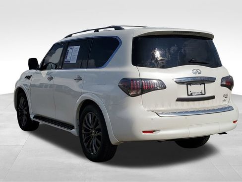 Used 2017 INFINITI QX80 Limited w/ All Season Package AWD/4WD image 4