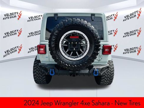 Used 2024 Jeep Wrangler Unlimited Sahara AWD/4WD image 4