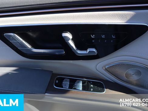 Used 2022 Mercedes-Benz EQS 450+ Sedan image 12