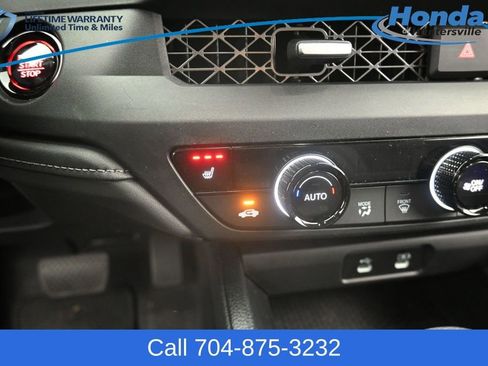 Certified 2025 Honda Accord SE image 13