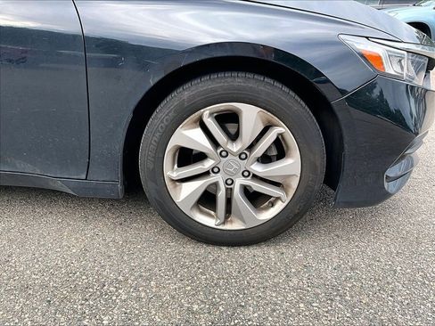 Used 2019 Honda Accord LX image 7