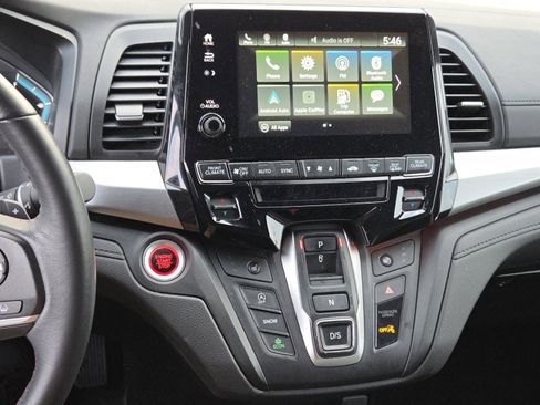 Certified 2024 Honda Odyssey Sport image 30