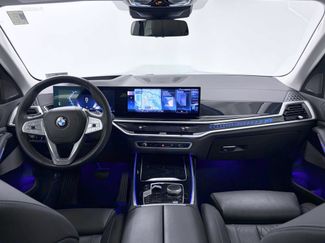 Used 2023 BMW X7 xDrive40i w/ Premium Package AWD/4WD video 2