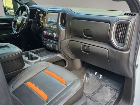 Used 2021 GMC Sierra 2500 AT4 w/ AT4 Premium Plus Package AWD/4WD image 36
