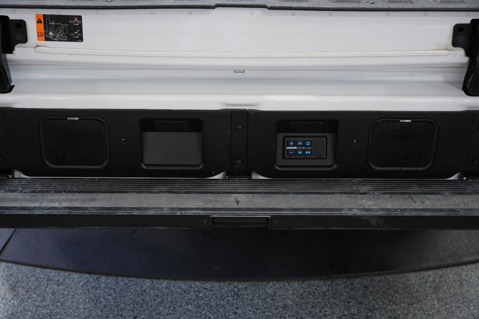 Used 2024 GMC Sierra 2500 Denali Ultimate AWD/4WD image 19