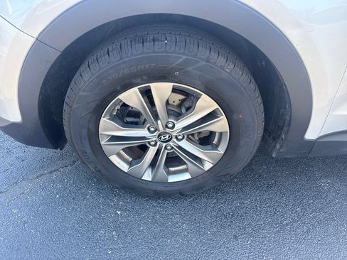 Used 2014 Hyundai Santa Fe Sport w/ Premium Equipment Package 03 FWD image 19