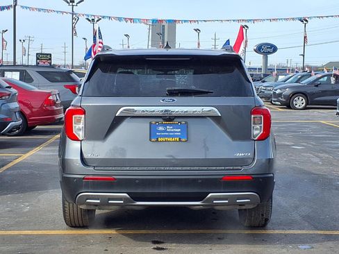Certified 2022 Ford Explorer XLT w/ Equipment Group 202A image 24