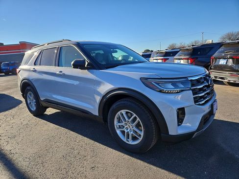 New 2026 Ford Explorer Active w/ Active Comfort Package image 1