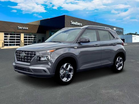 New 2026 Hyundai Venue SEL image 2